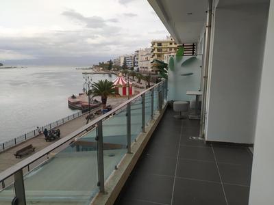 Central Apartment Sea View in Chalkida