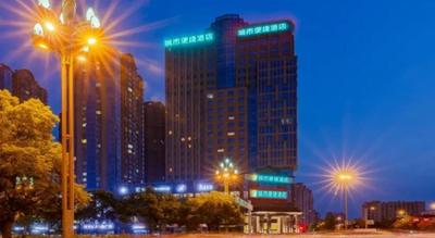 City Comfort Inn Chengdu Wenjiang Zhujiang Square Guanghua Park Metro Station