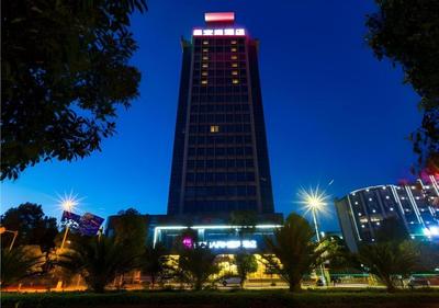 Echarm Hotel Qujing High-speed Railway Station 1st Wuguan Center