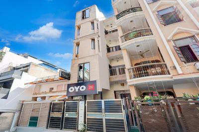 Hotel O Delhi Height Home Stay