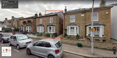 Kingston City Double Room with Shared Bathroom