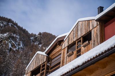 Tonzhaus Hotel