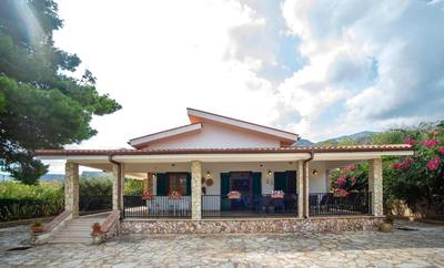 Villa Reyna