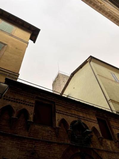 San Martino - Torre Medioevo nel centro di Siena