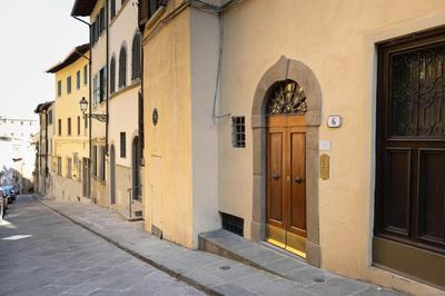 Charm flat in Florence city center