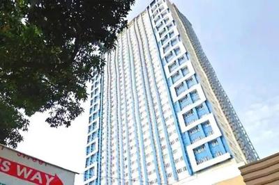 Cozy staycation condo in QC