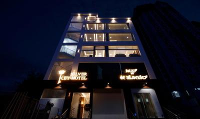 Itsy Hotels Silver Keys