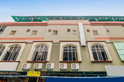 Hotel O AMARAVATHI RESIDENCY
