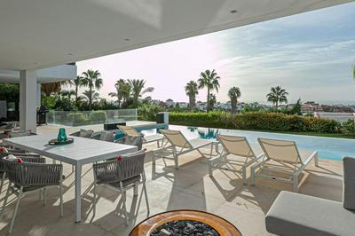 Luxury villa near golf Marbella