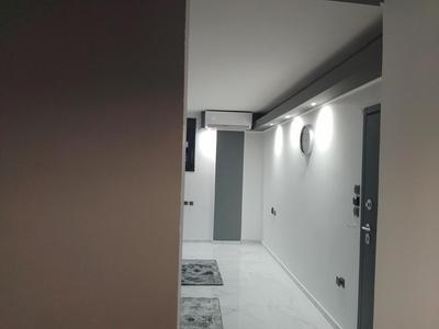 Luxury Semi-Basement Suite Athens