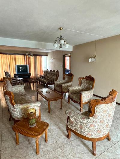 Transit Home - 10 mins from airport