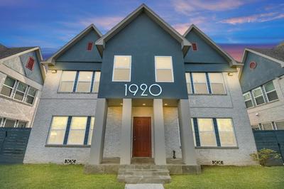 Serenity Studios - Near Med Center & Museum District