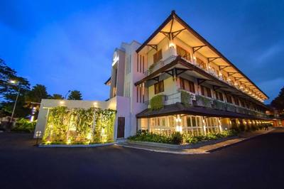 Capital O 874 Hotel Nyland Pasteur