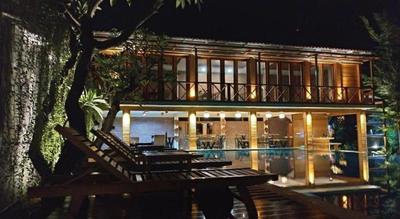 Aloravilla Hotel Lombok Senggigi