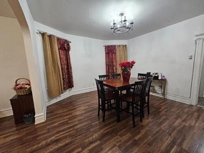 3F8-Chelsea Suites Free washer dryer and TV