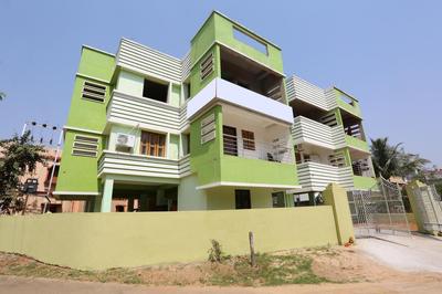 Hotel O Greenland Inn