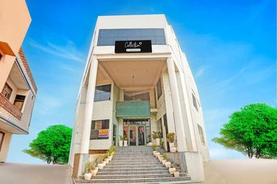 Super Hotel O Golden Temple Road Near Shaheeda Sahib Gurdwara