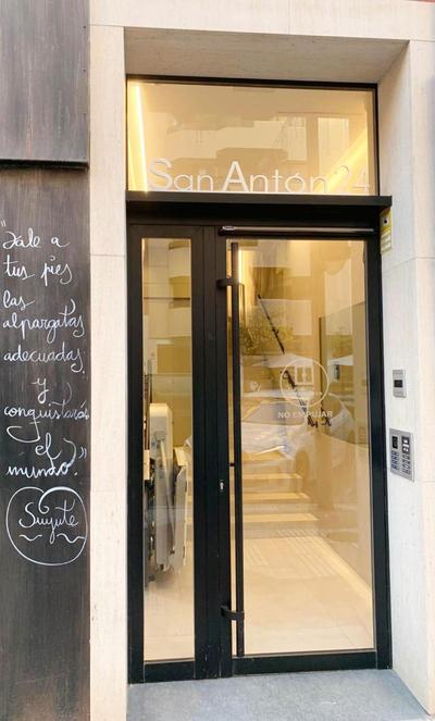 San Anton centro Apto Garu parking incluido