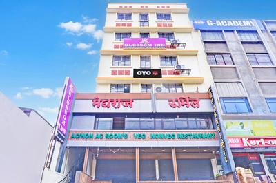 Super Hotel O Blossom Inn