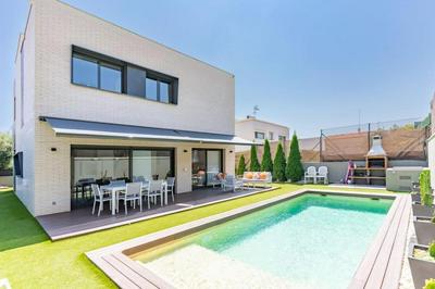 The Orange House, Barcelona, Luxury Villa
