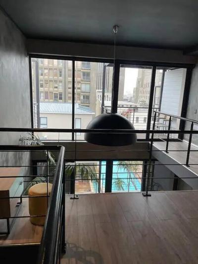Sky Loft - Modern Oasis in the heart of the city