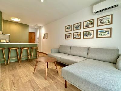 La Casita Verde 2BR - Pool, Parking & Aircon
