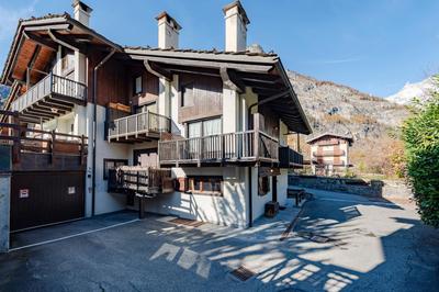 Lovely Apartment In Courmayeur - Happy Rentals