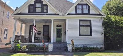 Mins from Downtown & Dining, Dauphin Darling 2