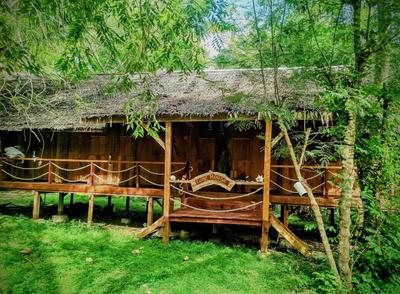 Six Degrees Off-Grid