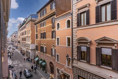 Townhouse Condotti 29