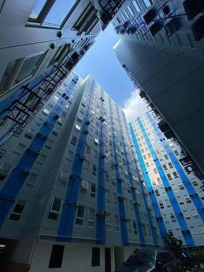 DECA HOMES ORTIGAS by AR's PLACE