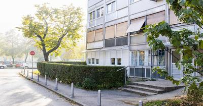 White Door Zagreb self check-in apartment with free public parking