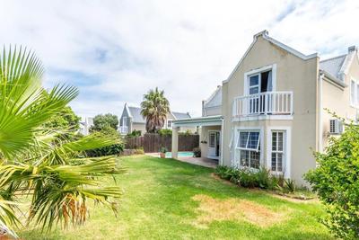 Imhoffs Gift Home Near Beach and Trails