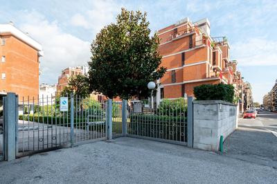 Cama Soul Apartment, free covered parking on the property
