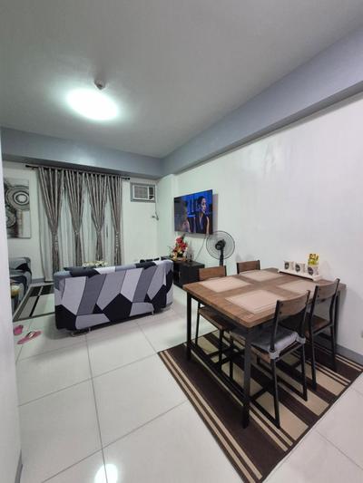 J&G CONDOTEL Right across NAIA T3