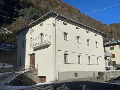 Al Campanile-Valtellina -15 min Bernina Express