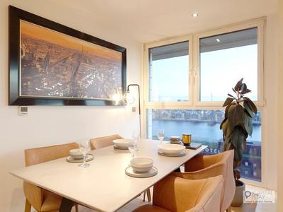 Deluxe Two Bed Apartment with River & City View