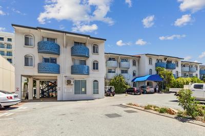 Coastal Ocean Views & Breezes