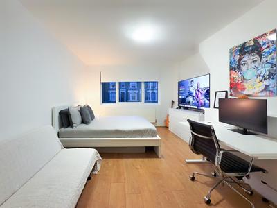Bright Stockwell Rooms