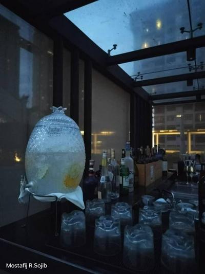 STAY WITH DAy CAUCON