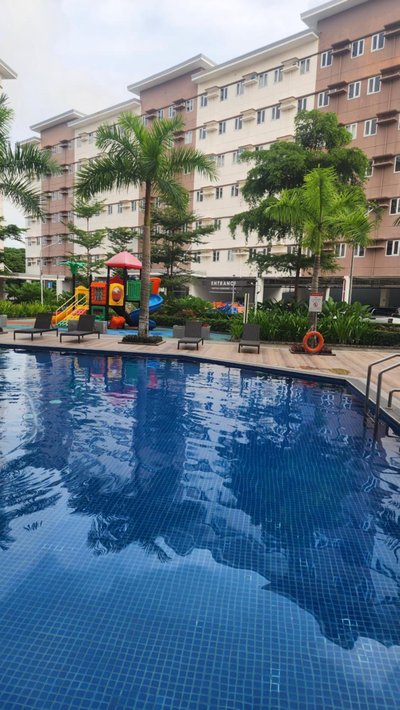 Empress Suite SMDC Hope Residences CONDOTEL with UNLIWIFI