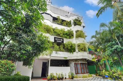 Super Collection O Vazhakkala Kakkanad