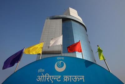 Hotel Orient Crown, Kolhapur