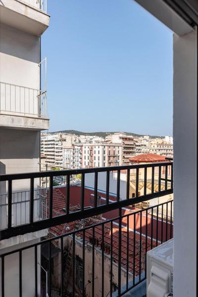 LIV Luxury City Center 7C