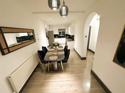 Beautiful cosy 2 bed whole flat