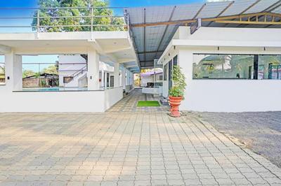 Hotel O Summer House