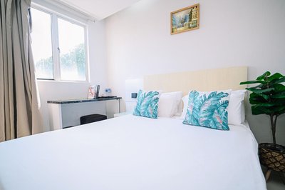 Swing & Pillows - Subang SS15