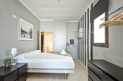 Fira Apartments by gaiarooms