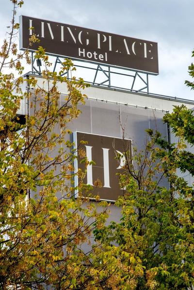 Living Place Hotel