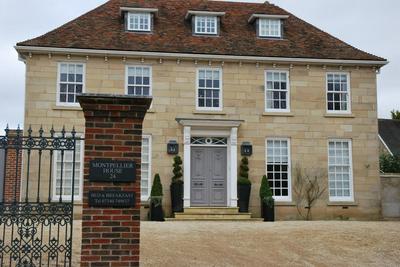 Montpellier House main